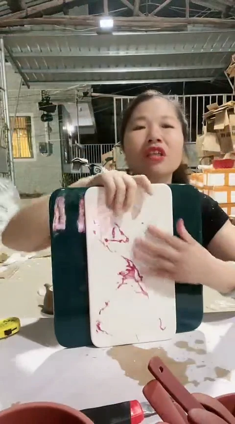 瑕疵划痕绿色长方菜板送白