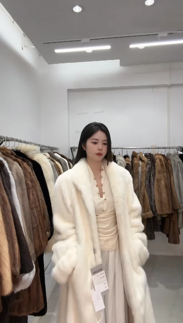 小橙子进口中古皮草