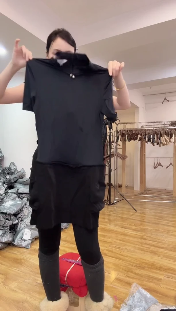 M  110斤以里        连体