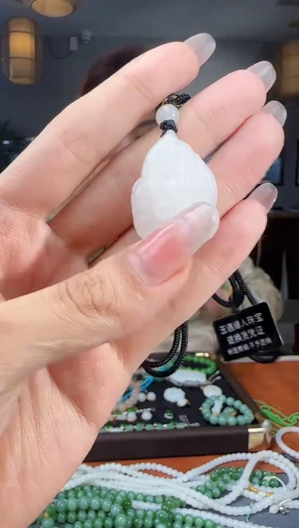吊坠(不含链)未镶嵌和田玉1