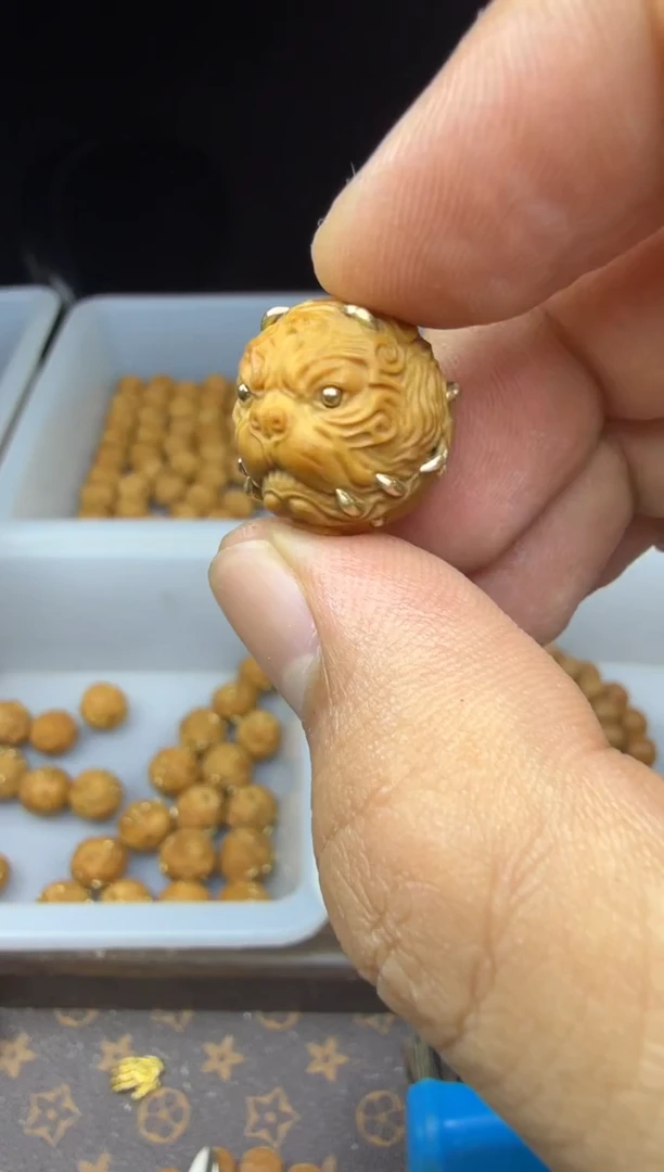 吊坠猴头核桃新款 狗王  重工 不带