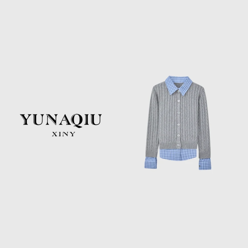 YUNAQIU 学院风休闲绞花针织翻领假两件格纹毛衣 -8685