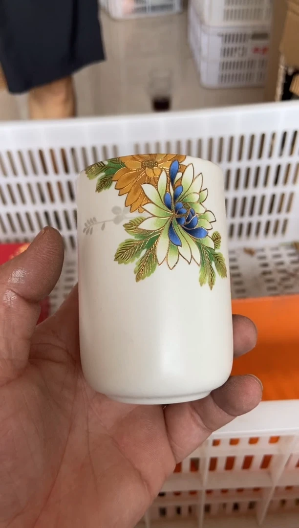 摆件摄影的产品有使用过的痕迹有点脏介意勿拍