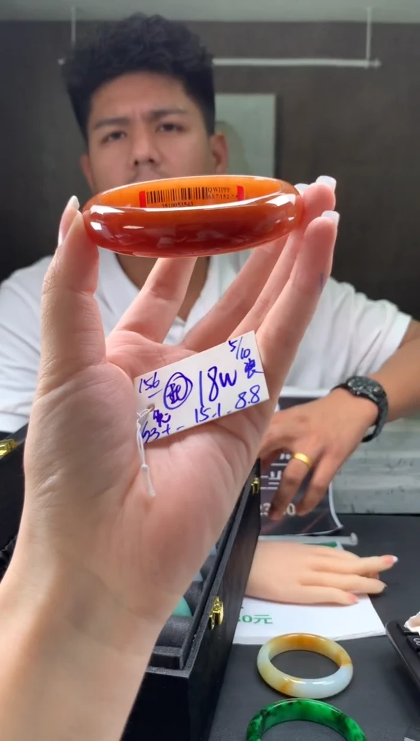 未镶嵌手镯翡翠??翡翠手镯 下单联系小耳机#156订金