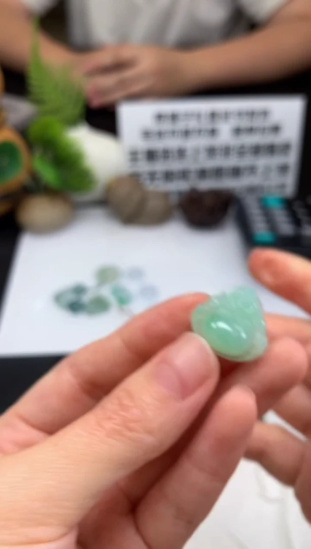 未镶嵌定制翡翠飘***花---80533