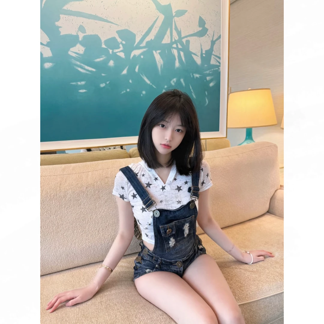 亚比朋克星星印花短袖V领T恤女夏季辣妹修身显瘦牛仔背带裤套装女