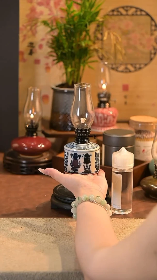 景德镇陶瓷油灯摆件