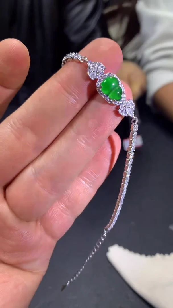 【闪购商品】翡翠手链未镶嵌0850483418/多样性发一