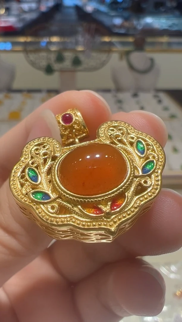 【闪购商品】南红玛瑙颈饰银S925镶嵌37