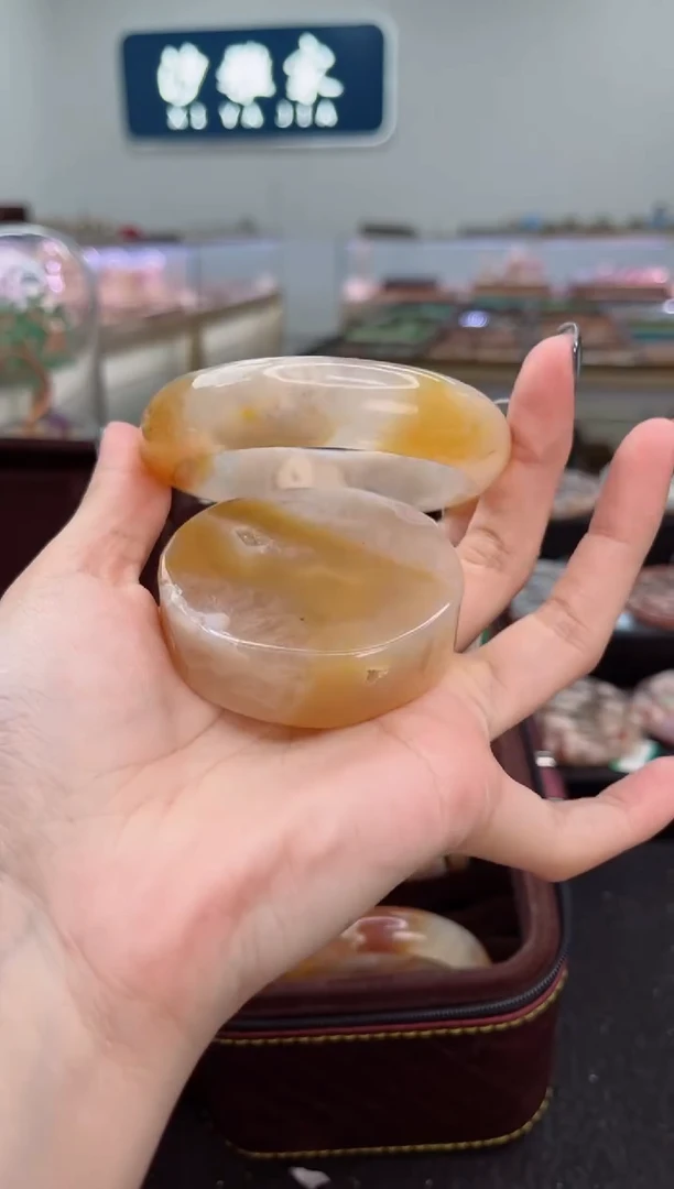 石英质玉手镯未镶嵌60圈口（赠品镯心）3153586