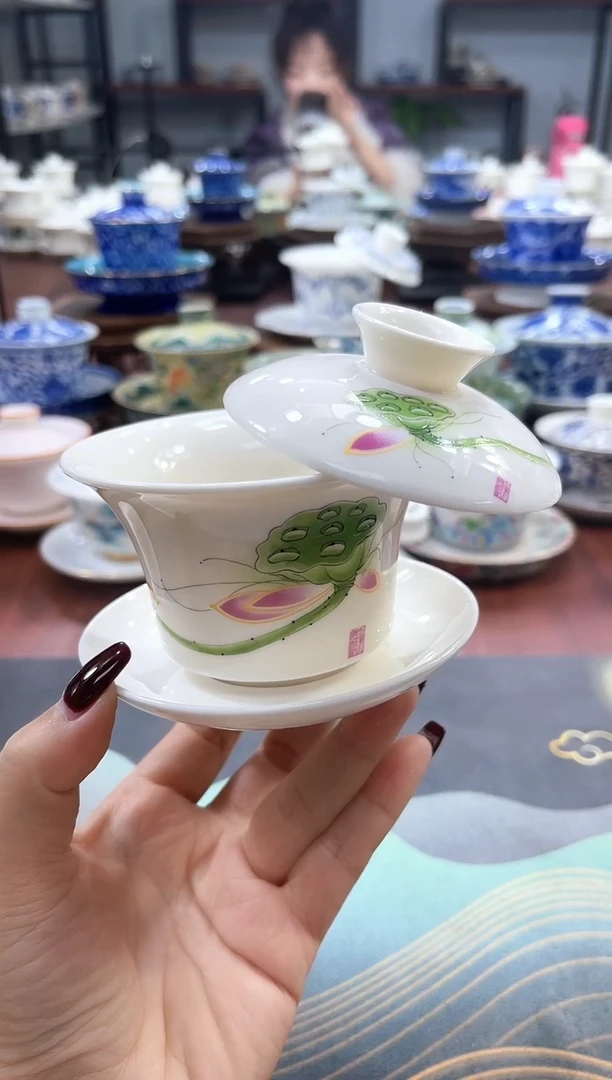 【闪购商品】小号鱼戏荷莲马蹄盖碗