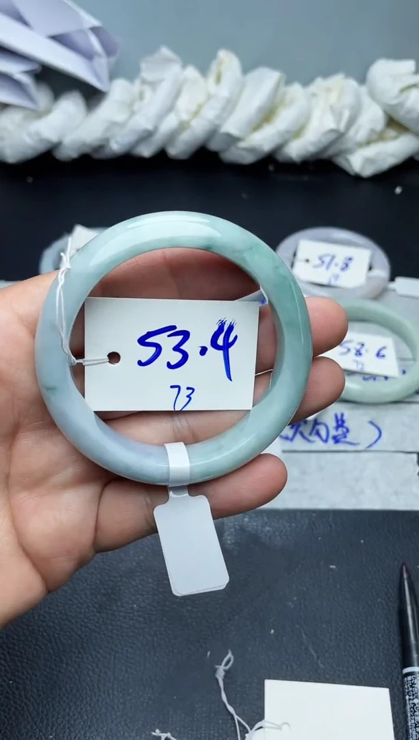 未镶嵌手镯翡翠73