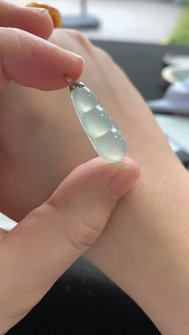 未镶嵌挂件翡翠豆子F45