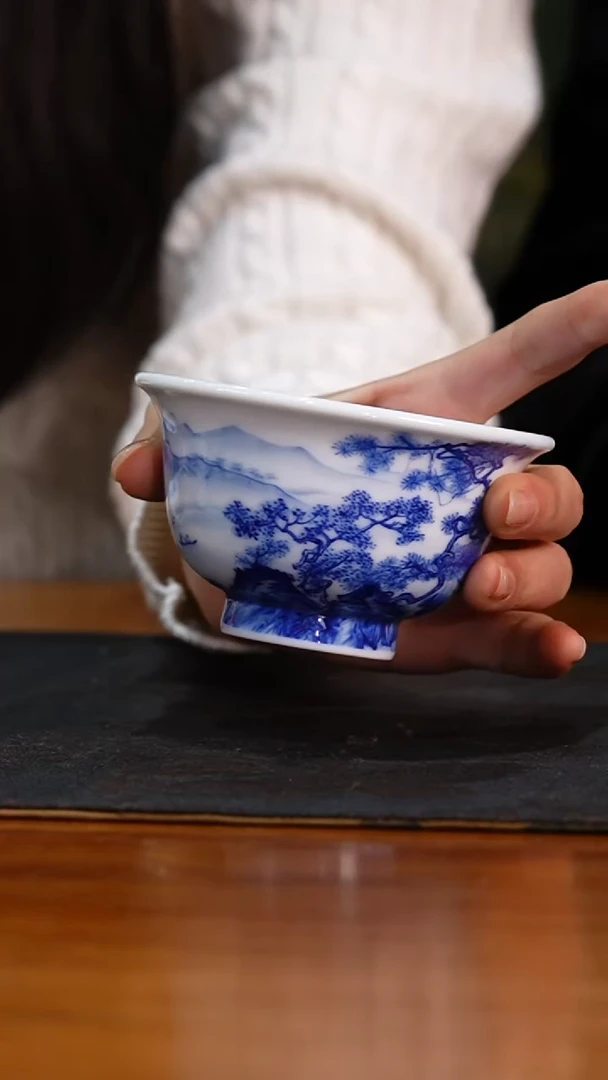 瓷瓷姑娘铭墨朗谷山水杯