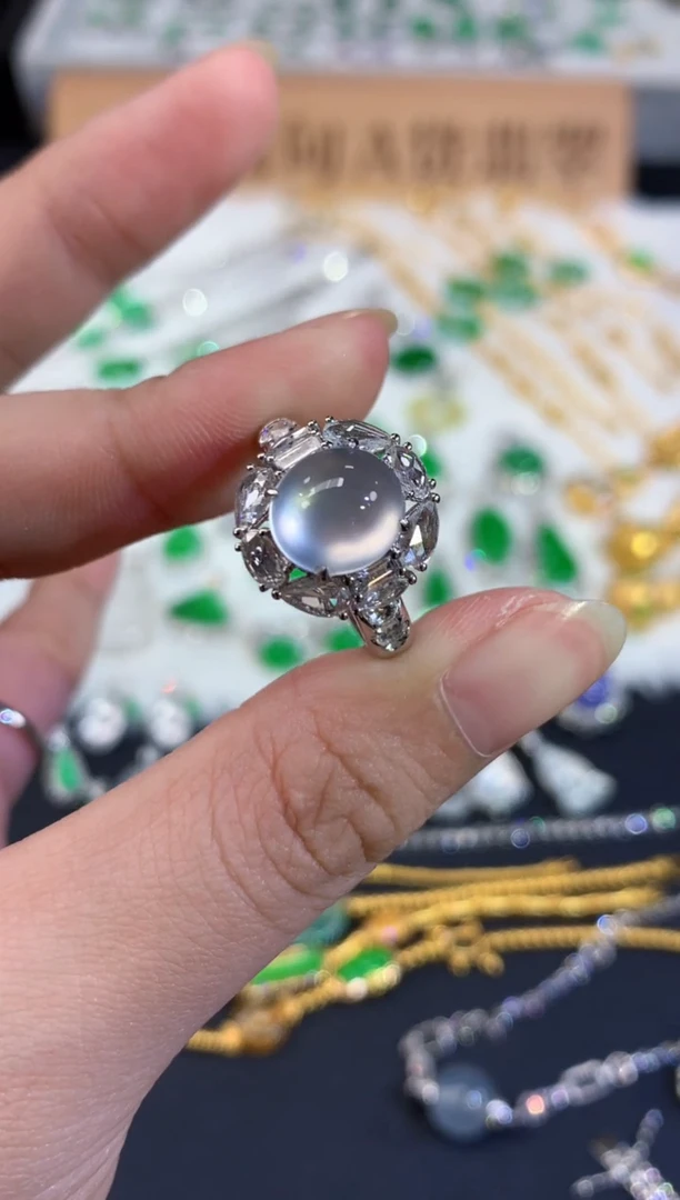 18K金镶嵌戒指翡翠C07|两戴29800