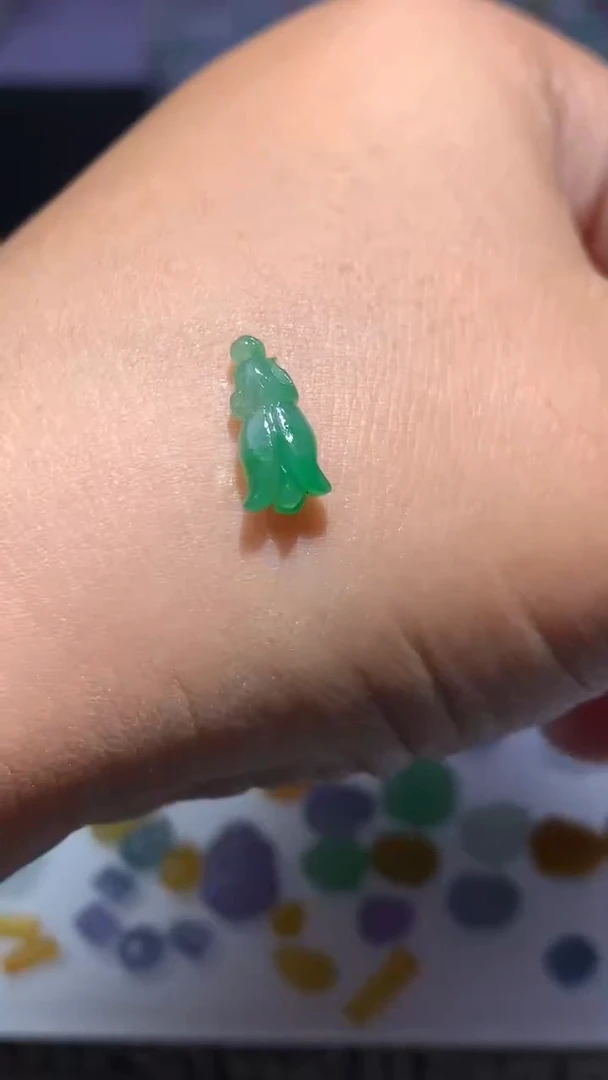 未镶嵌定制翡翠毛货