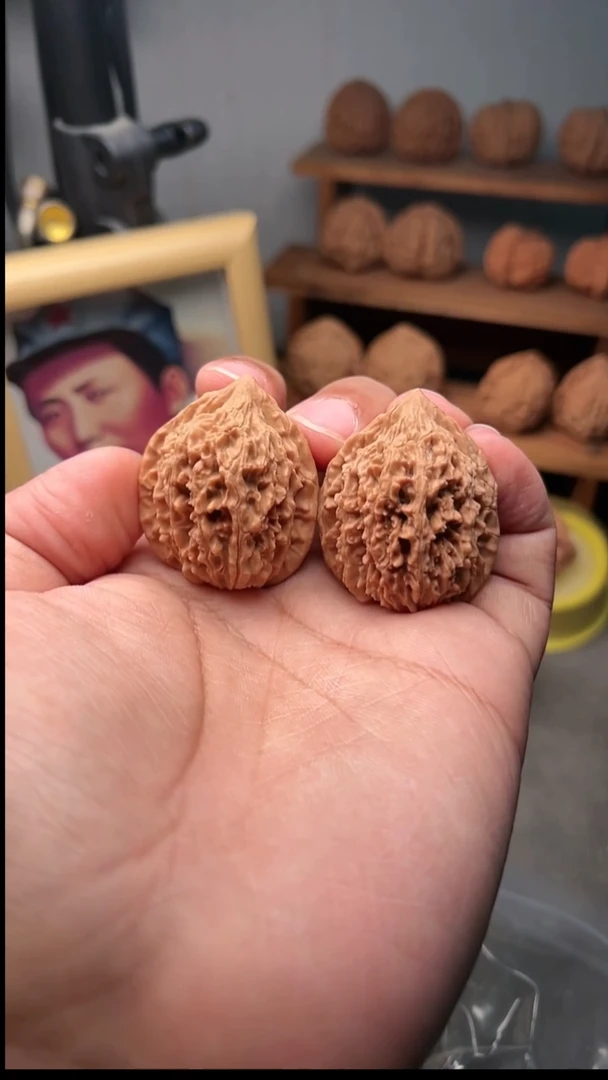 吊坠文玩核桃繁星鸡心36