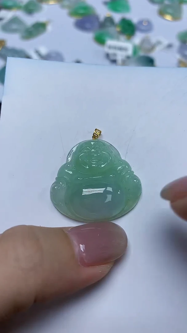 翡翠18K金镶嵌颈饰天然缅甸翡翠A货