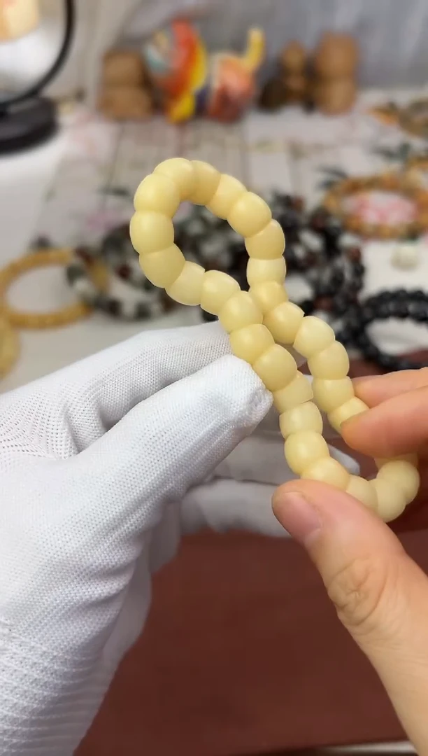 手串菩提根/象牙果树王粗胚肠瑕疵单圈顺色1018