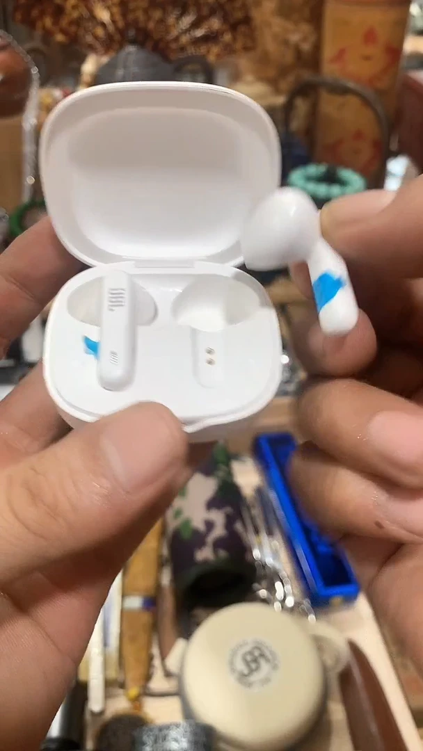 瓷片闪购商品  如图所示