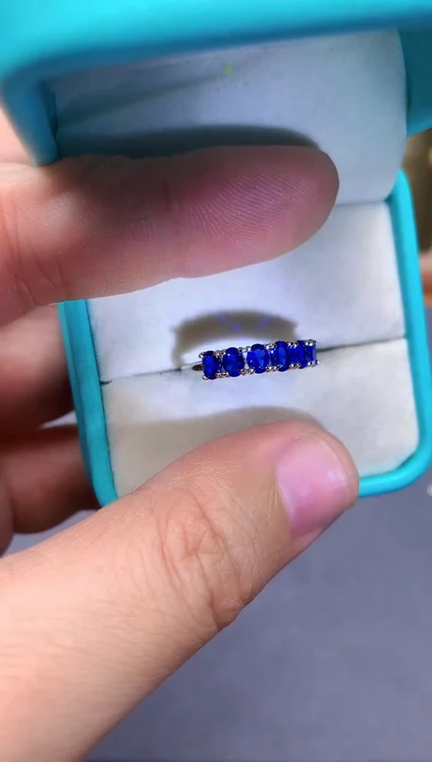 【闪购商品】蓝宝石戒指银S925镶嵌.........