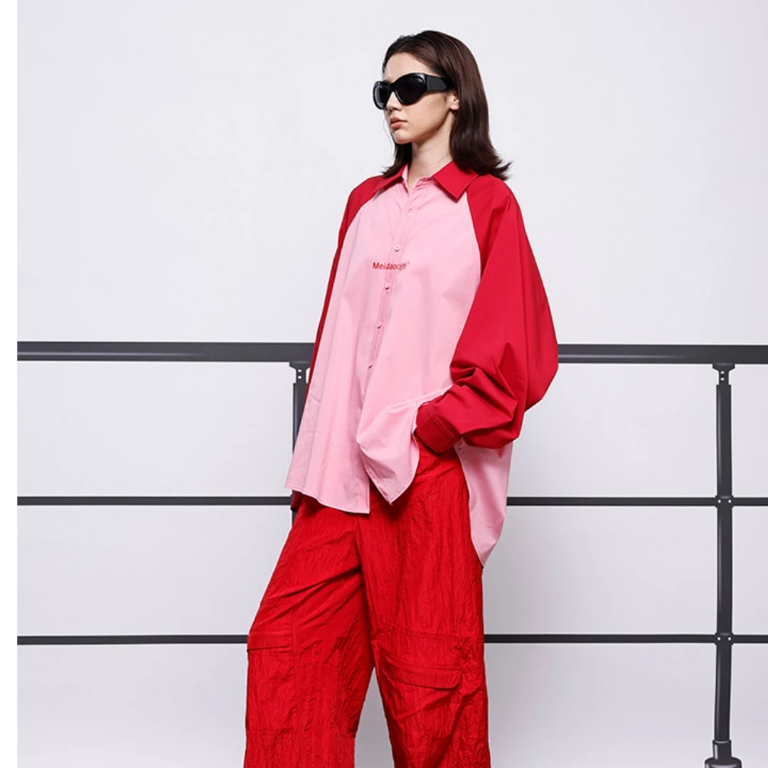 DJFL黑白/红粉色撞色设计感宽松时尚慵懒百搭男友风衬衫DWWS1C471