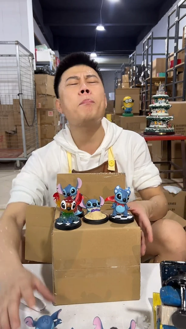 瓷片搪胶史迪仔盲盒摆件7件套微瑕