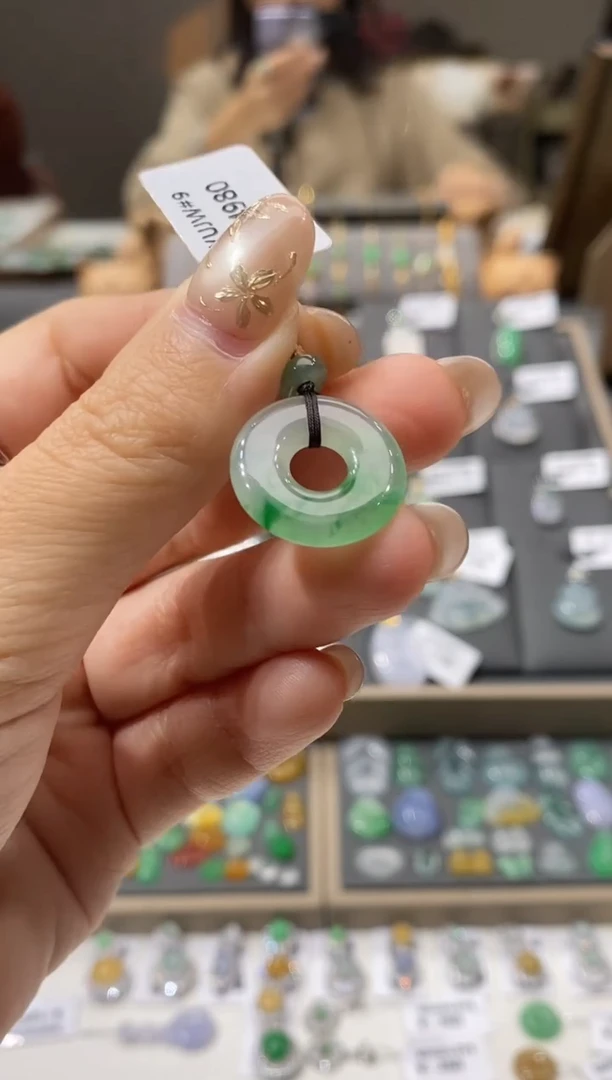 颈饰未镶嵌翡翠甜甜圈