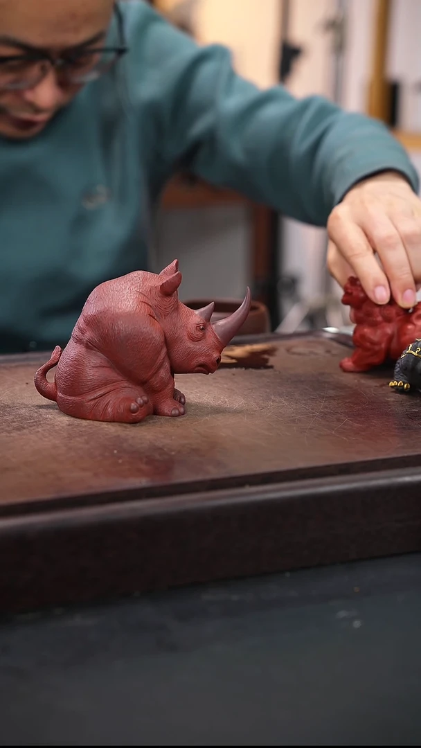 紫砂茶宠紫砂犀牛