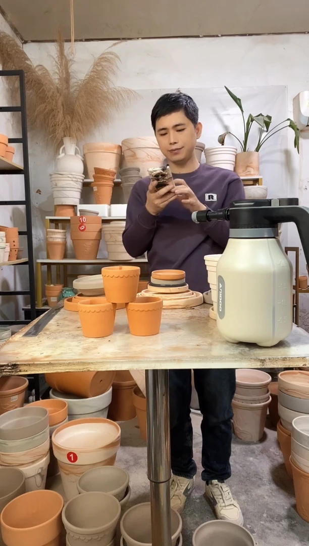 8*7红陶花边 3盆无托