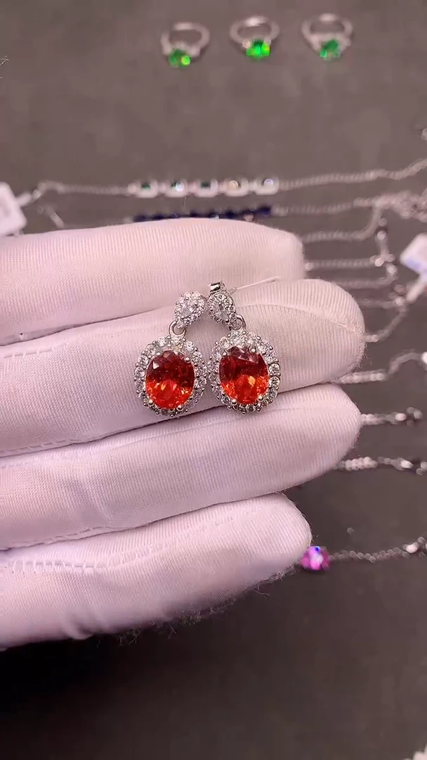 【闪购商品】彩色蓝宝石耳饰银S925镶嵌......