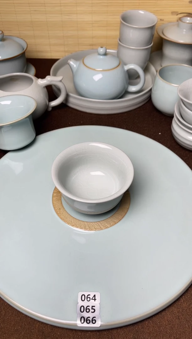 云雾月白-微瑕纯手工压手杯