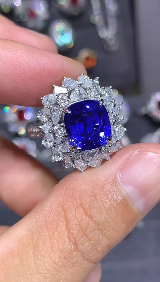 戒指蓝宝石18K金镶嵌5.03CT