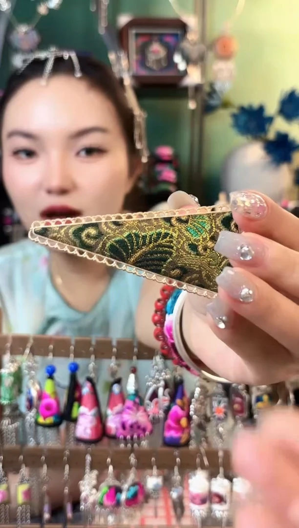 织绣彩云南阁非遗老绣184