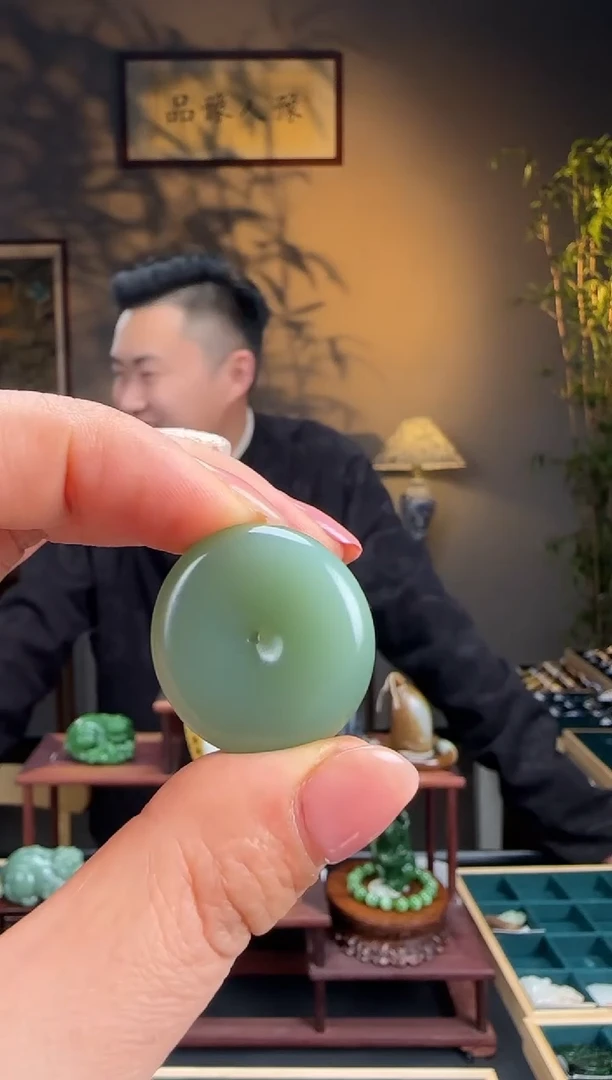 未镶嵌和田玉挂件粉青平安扣K91