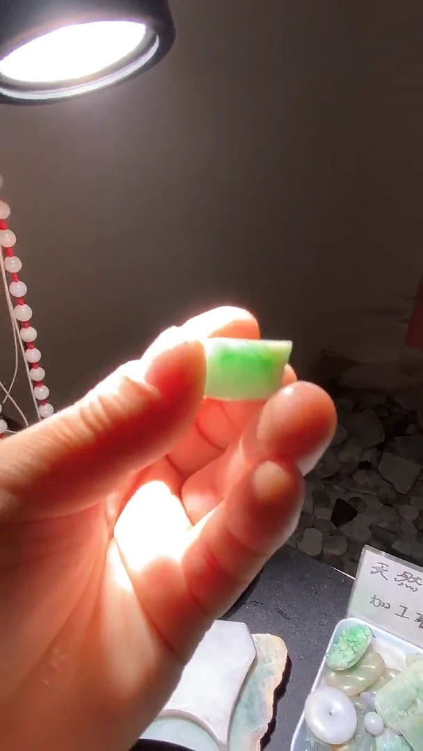 裸石翡翠天然翡翠