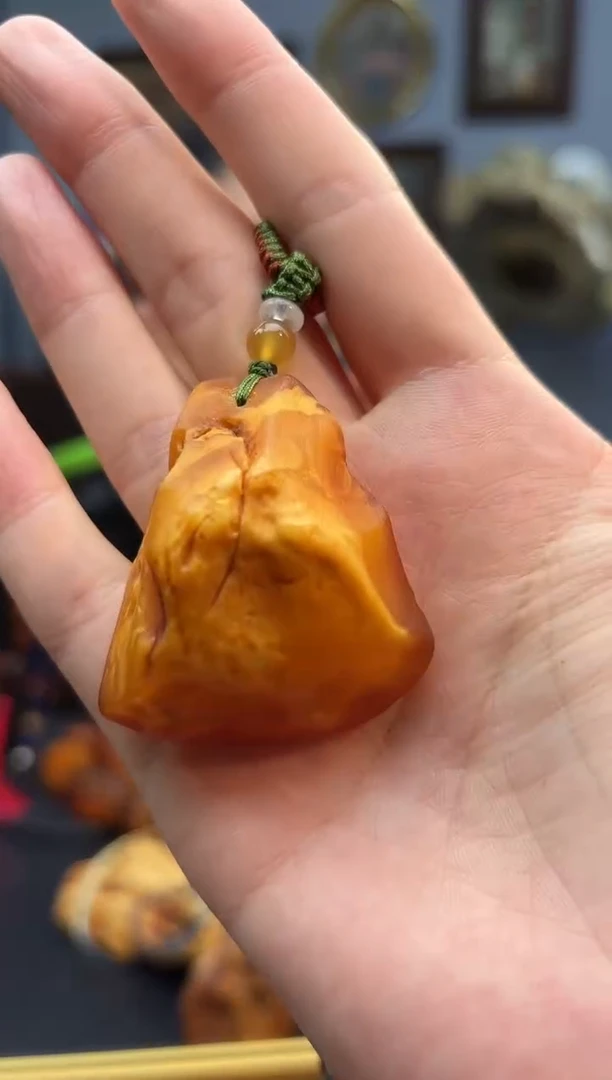 琥珀颈饰未镶嵌吊坠