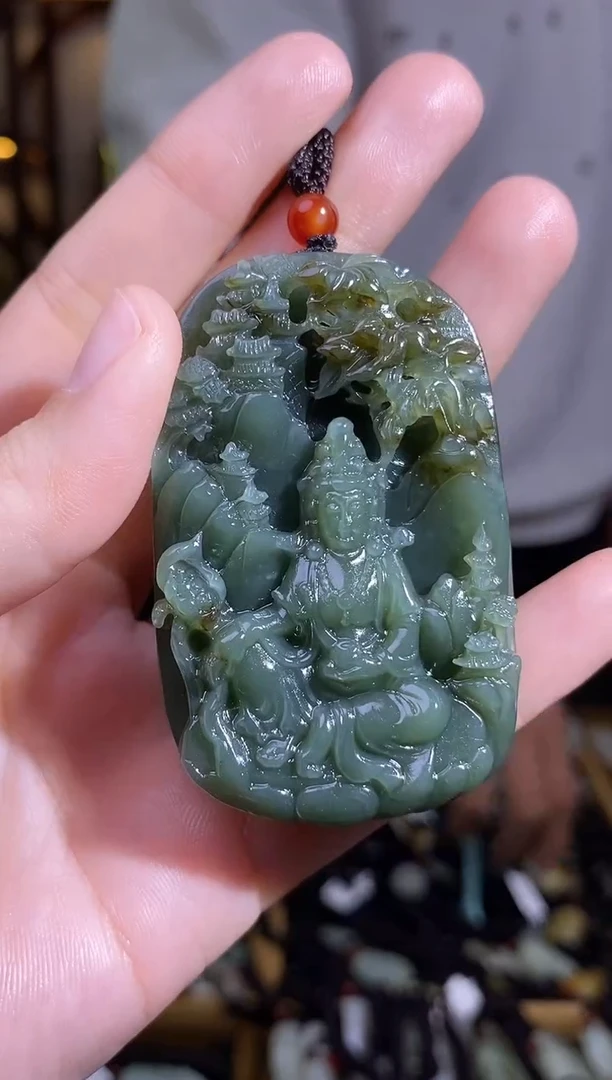 颈饰未镶嵌和田玉1
