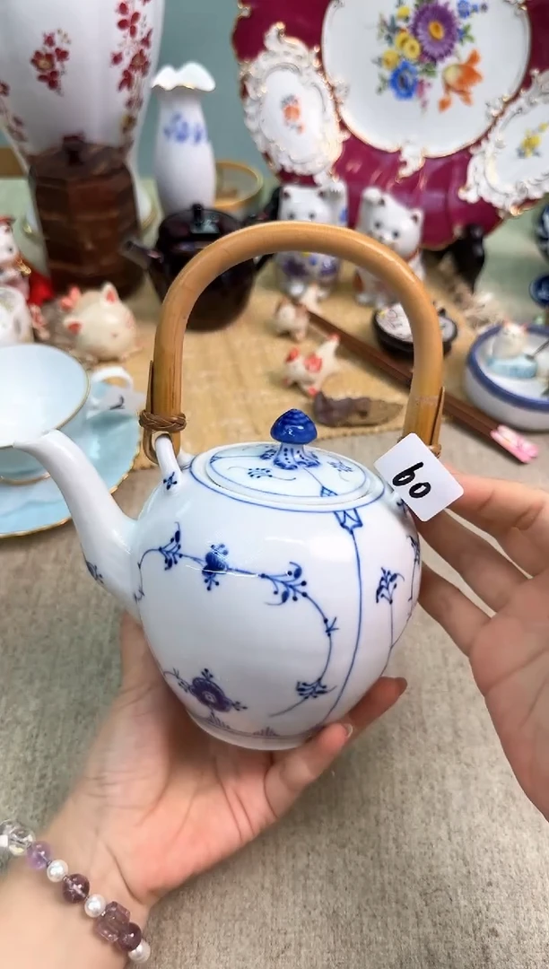 瓷片泡泡的瓷器真好看