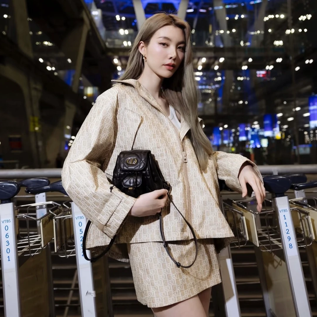 未使用 DIOR/迪奥 印花塔夫绸提花科技裙裤休闲短裙 34码  csy130