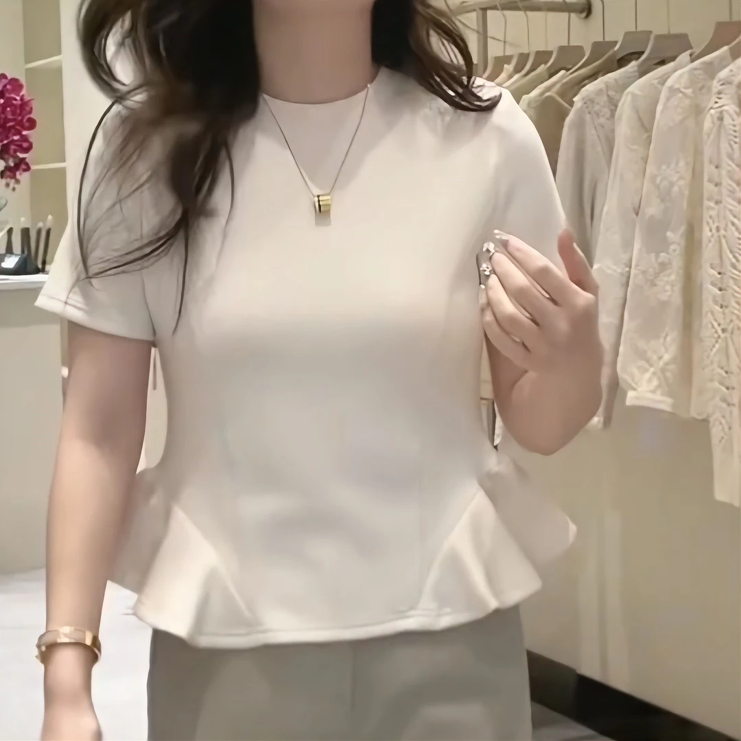 2025春季显瘦洋气设计感不规则荷叶边短袖圆领T恤女款LK2501795