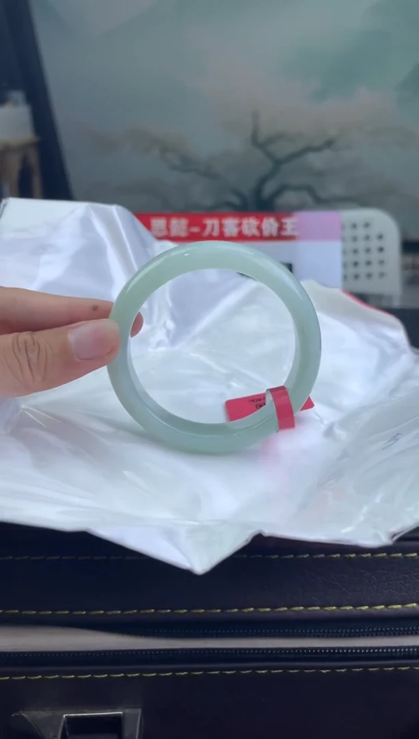 翡翠手镯未镶嵌4翡翠手镯