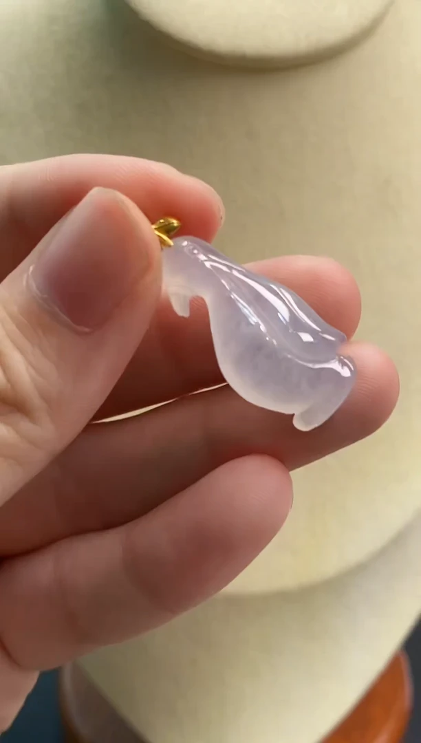 翡翠18K金镶嵌颈饰翡翠