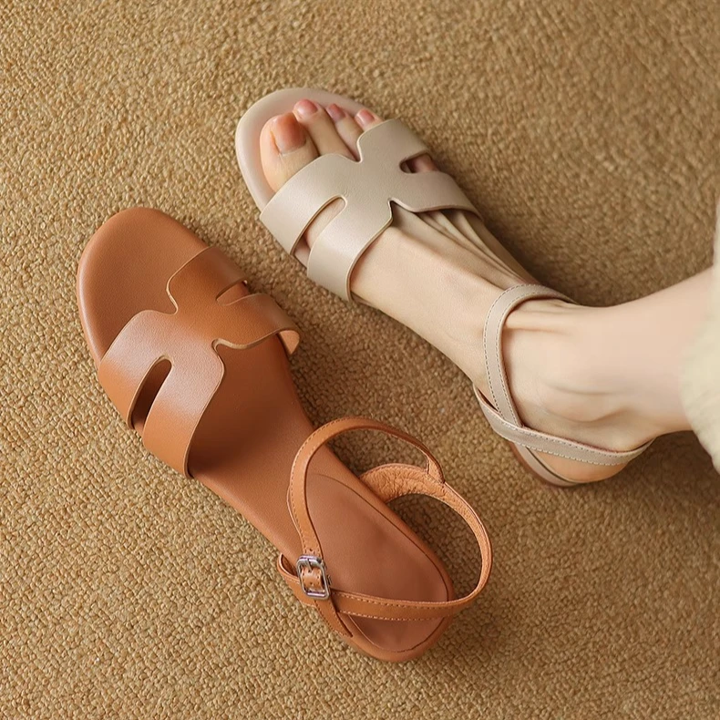 真皮断码清仓一字露趾低跟凉鞋女夏外穿2025新款百搭粗跟休闲凉鞋