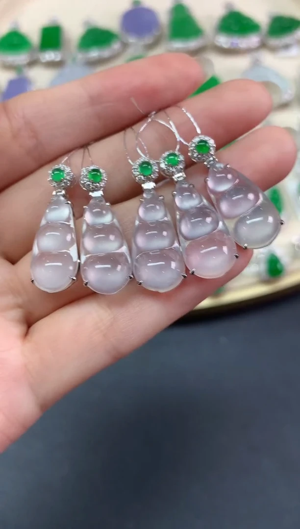 吊坠(不含链)18K金镶嵌翡翠吊坠(不含链)|5980多样性发其一