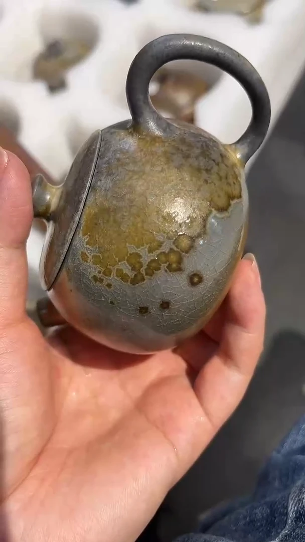 壶166号容量120-130ML 中白泥