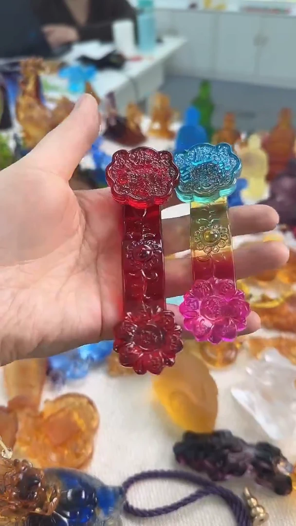 手工艺品琉璃红色+彩色
