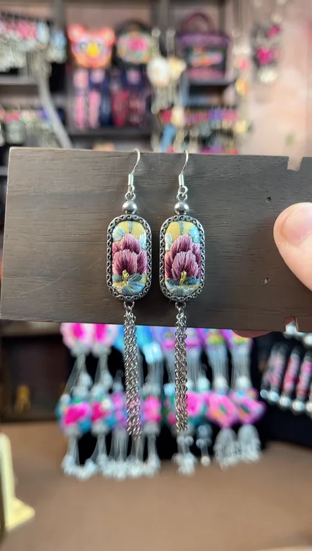 织绣民族风手工非遗老绣饰品233