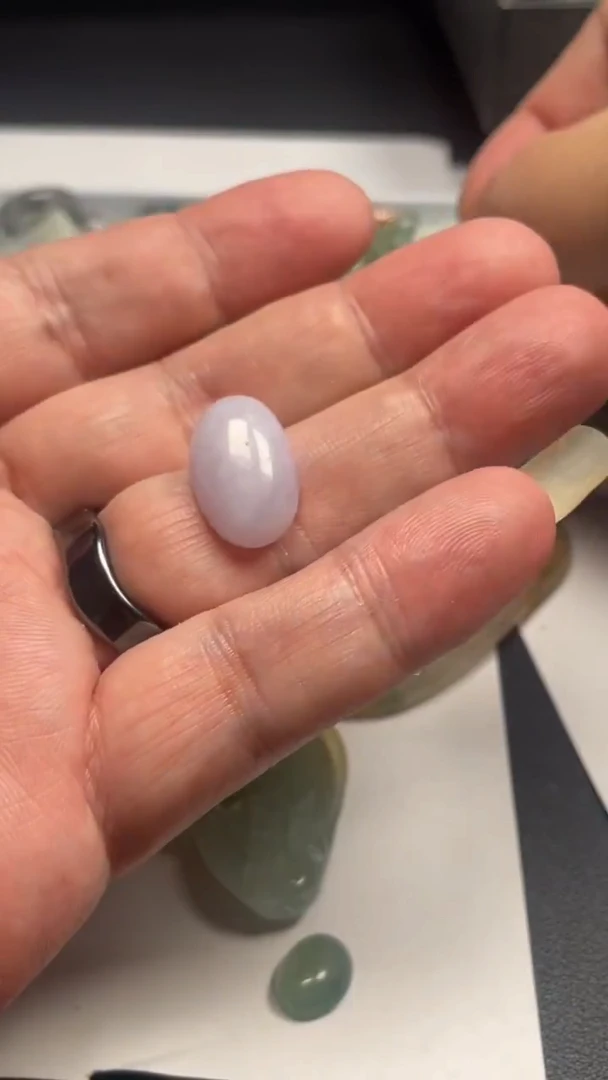 颈饰未镶嵌翡翠天然翡翠A貨