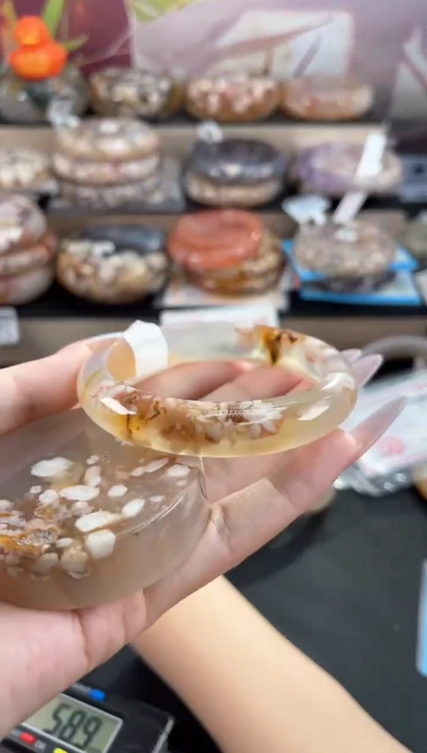 未镶嵌手镯石英质玉天然樱花玛瑙手镯（镯心赠品)57